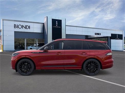 New 2026 Lincoln Aviator Reserve AWD/4WD image 3