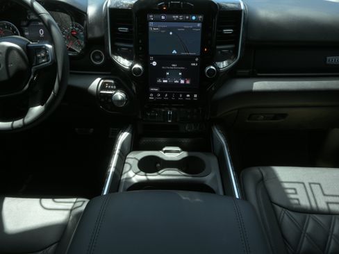 Used 2024 RAM 1500 Big Horn AWD/4WD image 12