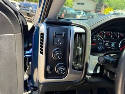 Used 2017 GMC Sierra 1500 SLT AWD/4WD image 25