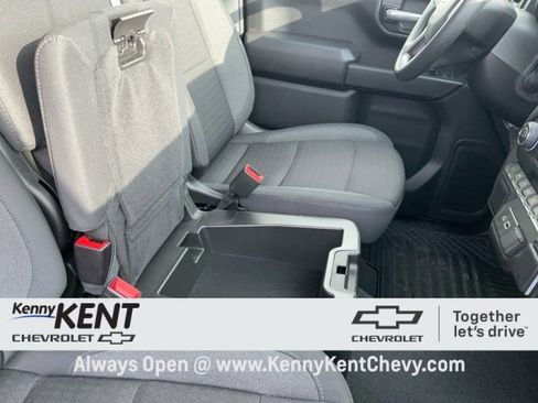 Used 2025 Chevrolet Silverado 1500 Custom image 20