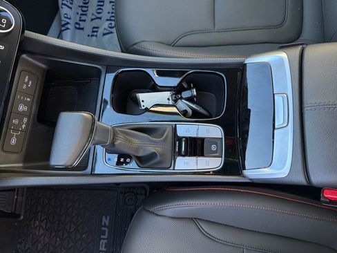Used 2025 Hyundai Santa Cruz Limited image 24