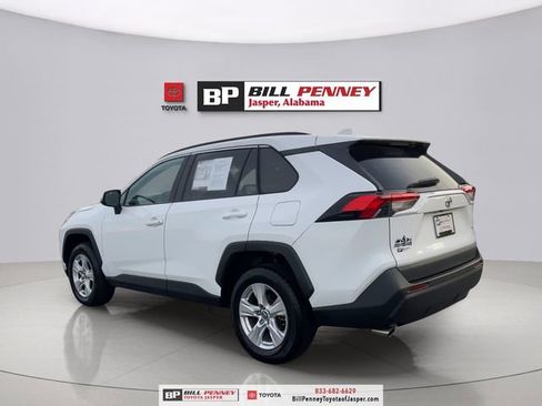 Used 2020 Toyota RAV4 XLE w/ Convenience Package image 3