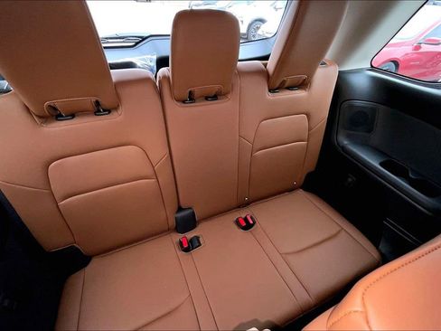 New 2026 Nissan Pathfinder Platinum w/ Cargo Package AWD/4WD image 44