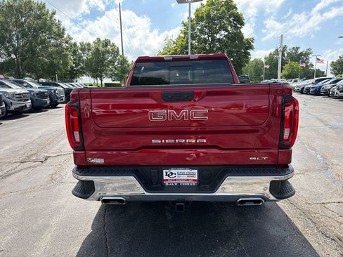 Used 2025 GMC Sierra 1500 SLT w/ SLT Premium Plus Package AWD/4WD image 8