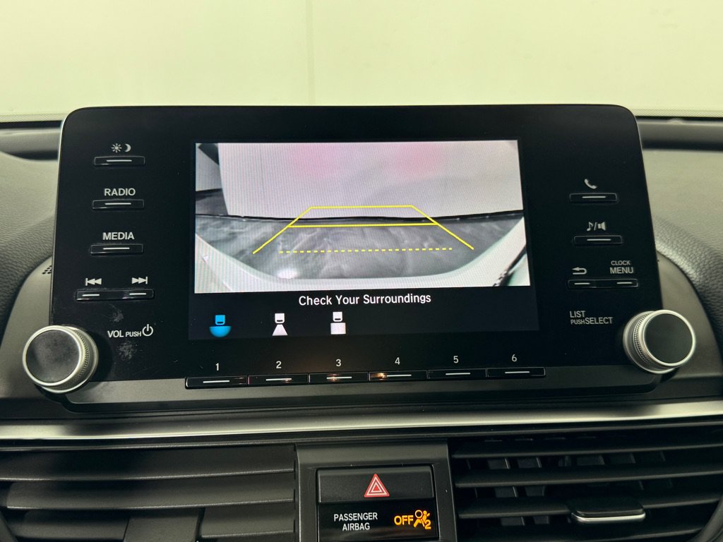 Used 2018 Honda Accord LX image 16