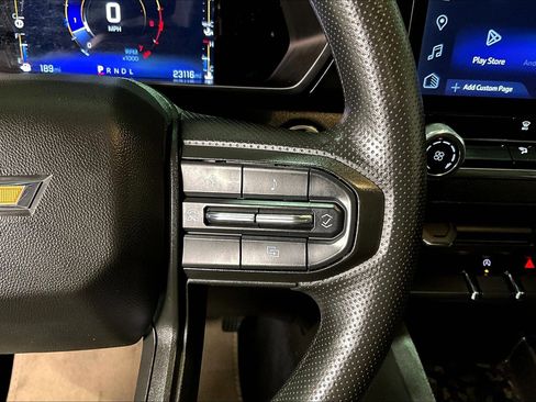 Used 2023 Chevrolet Colorado W/T image 13