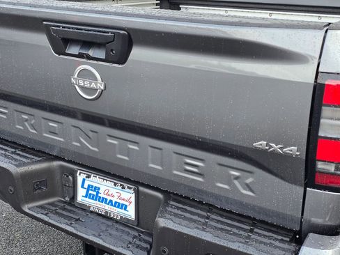 New 2026 Nissan Frontier SV w/ SV Convenience Package image 13