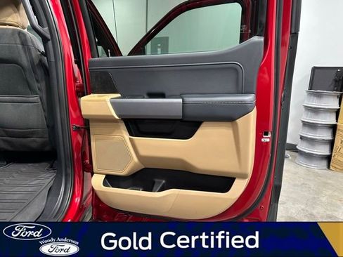 Certified 2022 Ford F150 XLT w/ Equipment Group 302A High image 28