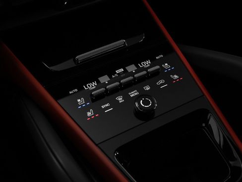 Certified 2026 Porsche Cayenne Coupe AWD/4WD image 33