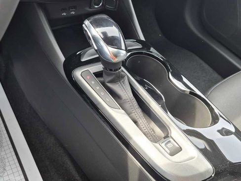 New 2026 Buick Envista Sport Touring image 13