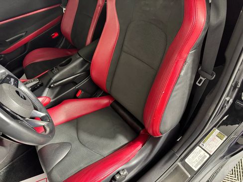 Used 2023 Nissan Z w/ Floor Mat Package (L93) RWD image 29