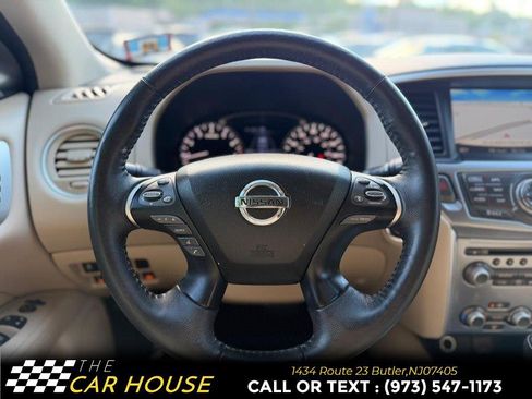 Used 2020 Nissan Pathfinder SL AWD/4WD image 26