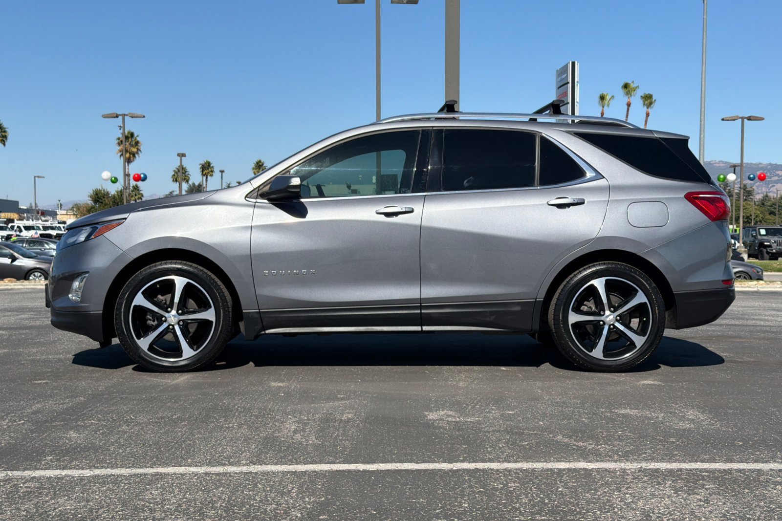 Used 2018 Chevrolet Equinox LT FWD image 7