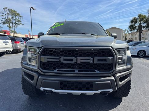 Used 2019 Ford F150 Raptor w/ Equipment Group 802A Luxury image 3