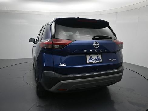 Certified 2021 Nissan Rogue SV w/ Premium Package AWD/4WD image 24