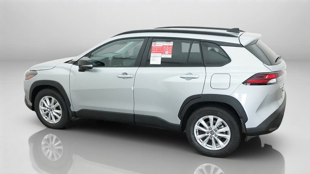 New 2026 Toyota Corolla Cross LE FWD image 7