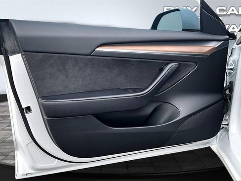 Used 2022 Tesla Model 3 Performance image 23