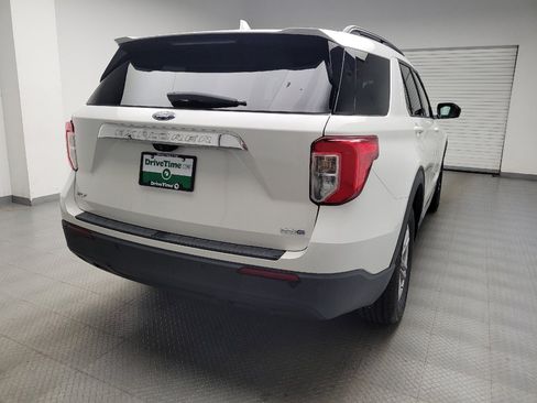 Used 2020 Ford Explorer XLT AWD/4WD image 7
