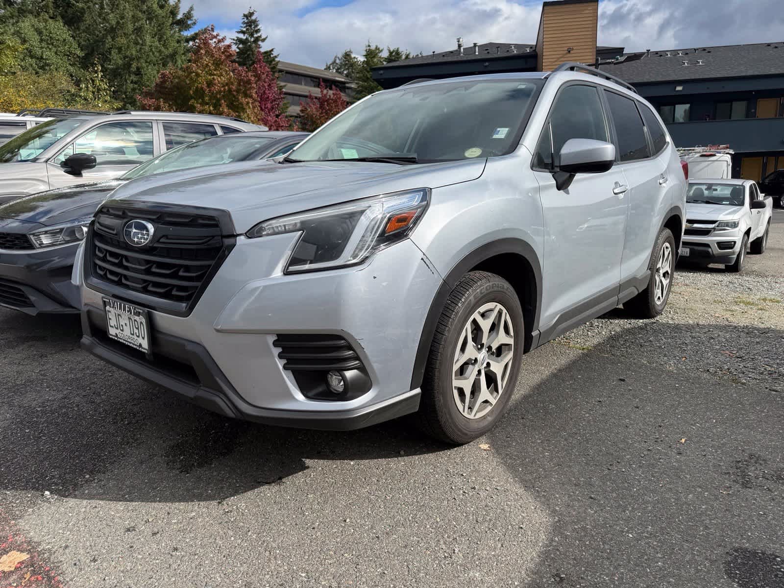 Used 2024 Subaru Forester Premium AWD/4WD image 1