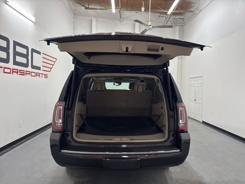 Used 2017 GMC Yukon XL Denali w/ Open Road Package image 13