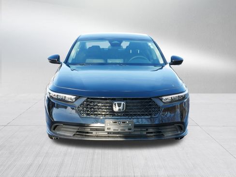 Certified 2025 Honda Accord LX image 2