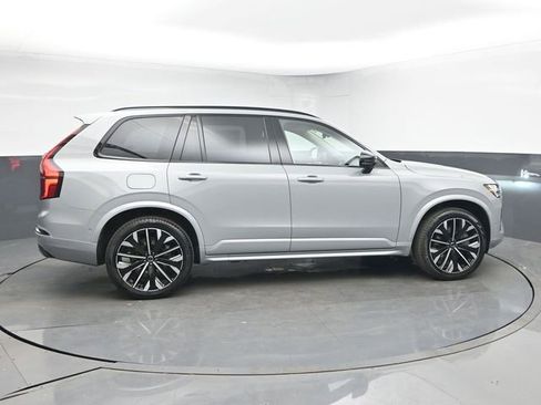 New 2026 Volvo XC90 T8 Ultra AWD/4WD image 9