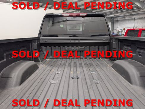 Used 2025 GMC Sierra 3500 Denali image 29