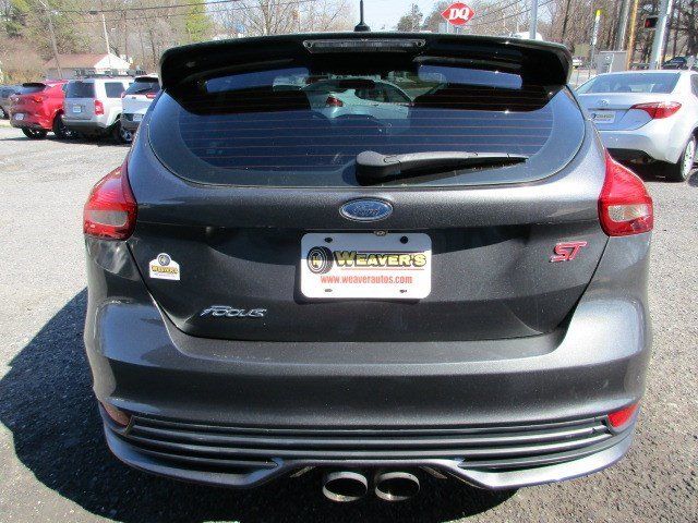 Used 2017 Ford Focus ST FWD image 7