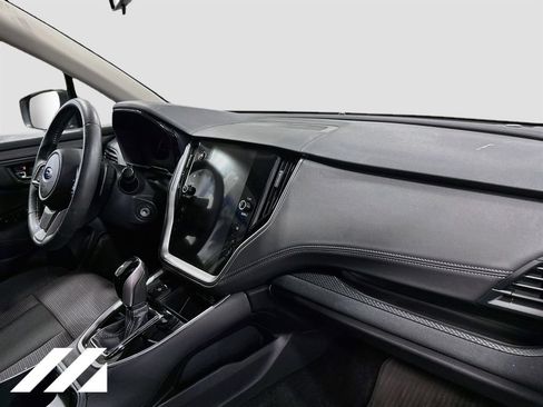 Used 2025 Subaru Outback Premium AWD/4WD image 28