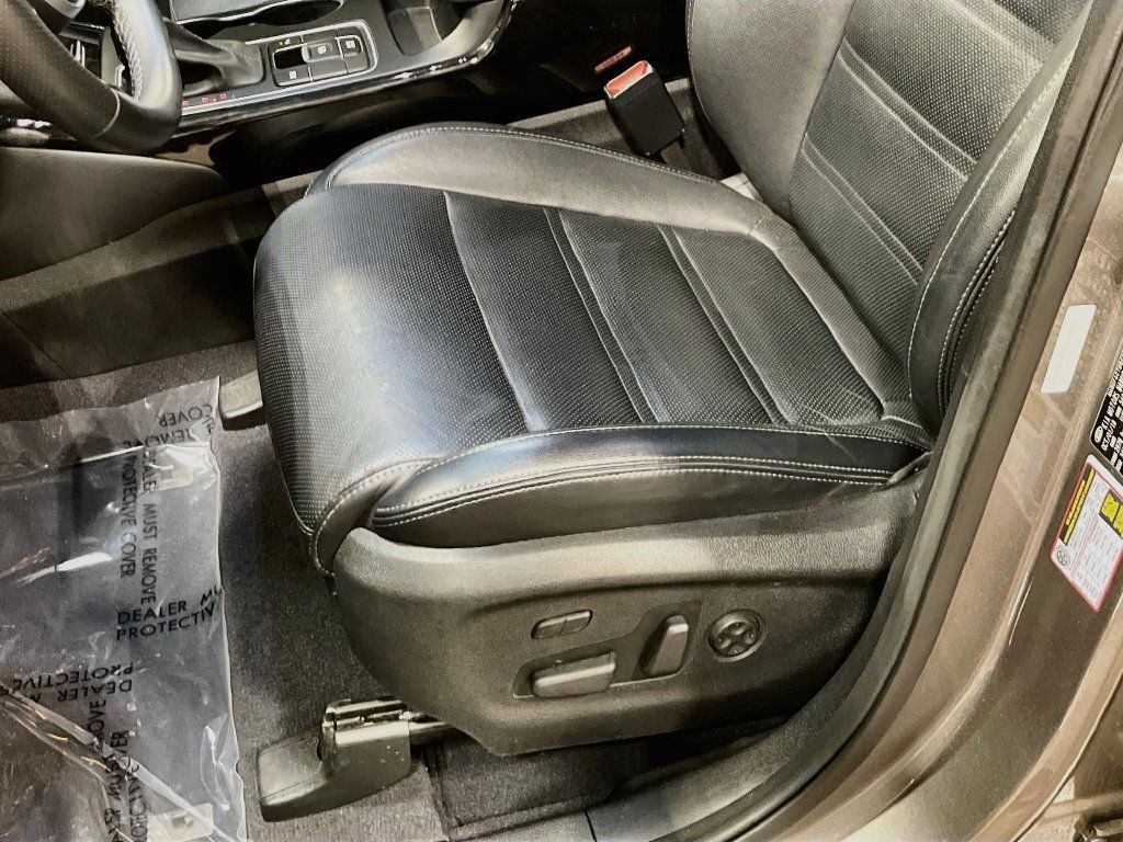 Used 2019 Kia Sorento SX FWD image 14