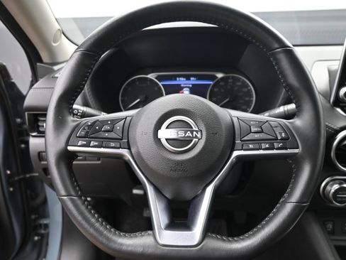 Used 2025 Nissan Sentra SV w/ All-Weather Package FWD image 11