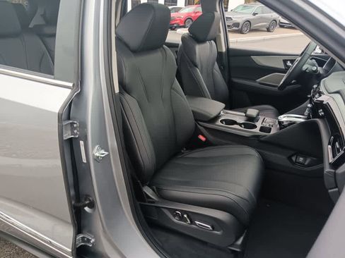 Used 2023 Acura MDX SH-AWD image 23