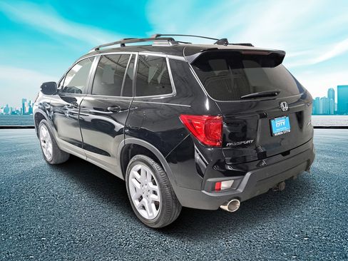 Certified 2025 Honda Passport EX-L image 4