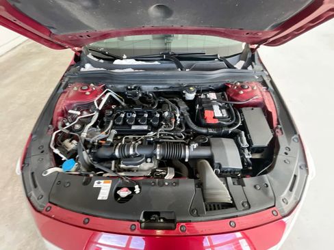 Used 2018 Honda Accord EX image 26