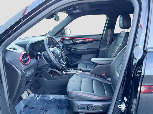 Used 2024 Chevrolet TrailBlazer RS w/ Convenience Package image 21