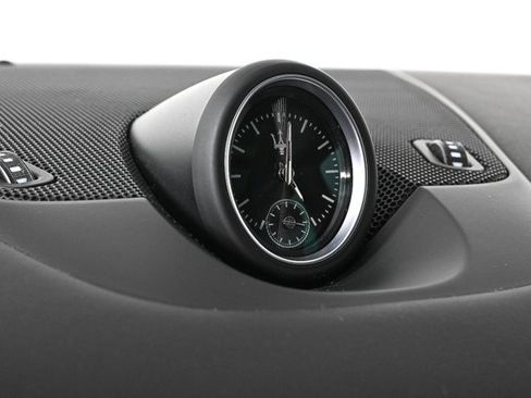 Used 2023 Maserati Levante Modena image 19