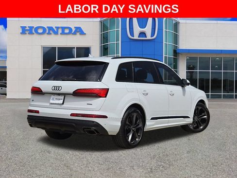 Used 2025 Audi Q7 3.0T Premium Plus AWD/4WD image 3