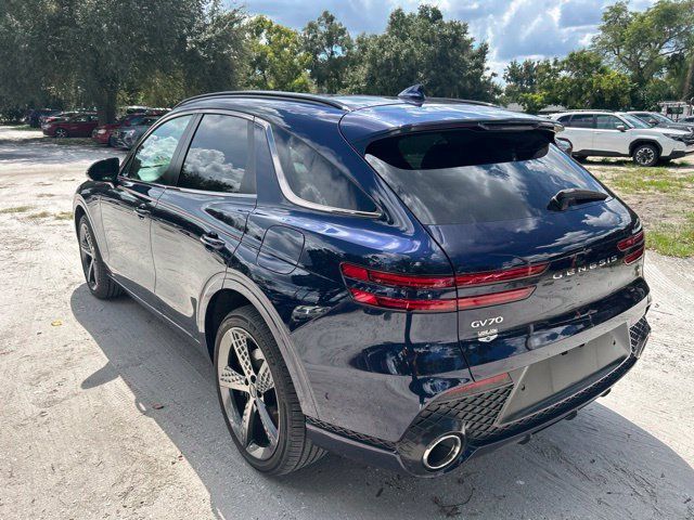 Used 2024 Genesis GV70 2.5T w/ Sport Prestige Package AWD/4WD image 3