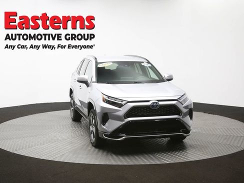 Used 2022 Toyota RAV4 SE image 52
