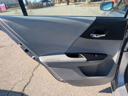 Used 2013 Honda Accord LX image 17
