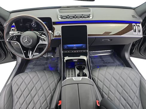 Certified 2024 Mercedes-Benz S 580 4MATIC Sedan w/ Warmth & Comfort Package image 9