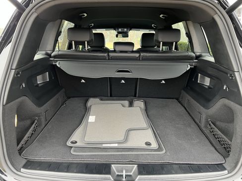 Certified 2025 Mercedes-Benz GLB 250 4MATIC image 34