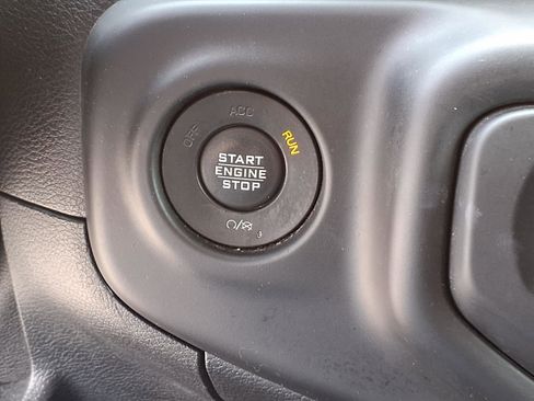 Used 2020 Jeep Wrangler Unlimited Sport S AWD/4WD image 16