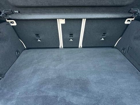 Used 2025 Mercedes-Benz GLA 250 4MATIC image 19