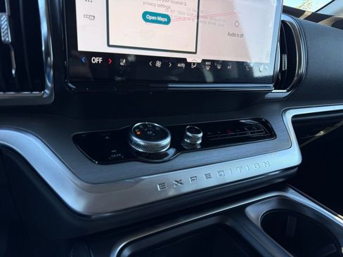 New 2026 Ford Expedition Max Platinum w/ Driver's Package image 18