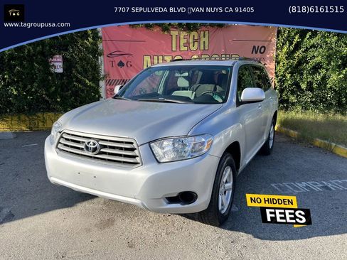 Used 2010 Toyota Highlander 2WD image 1