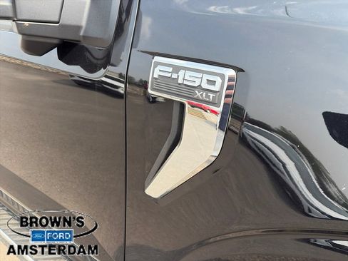 Used 2022 Ford F150 XLT w/ Equipment Group 302A High AWD/4WD image 10