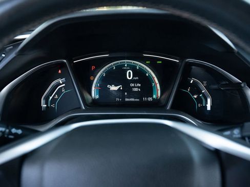 Used 2020 Honda Civic EX image 25