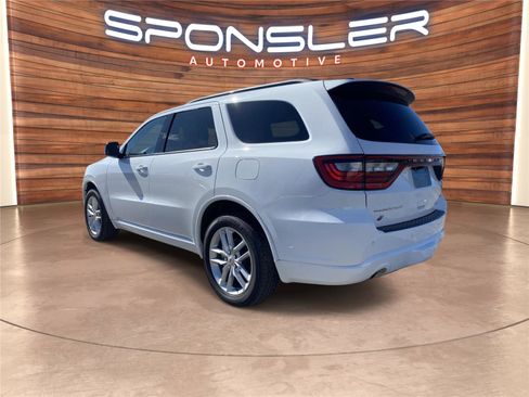 Used 2025 Dodge Durango GT image 3