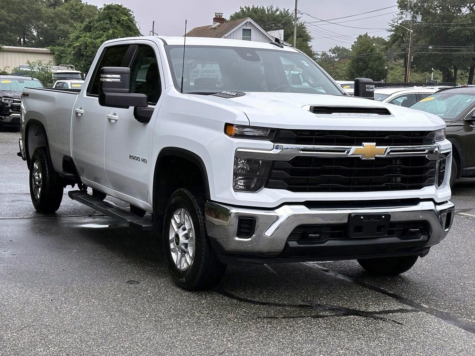 Used 2026 Chevrolet Silverado 2500 LT AWD/4WD image 5
